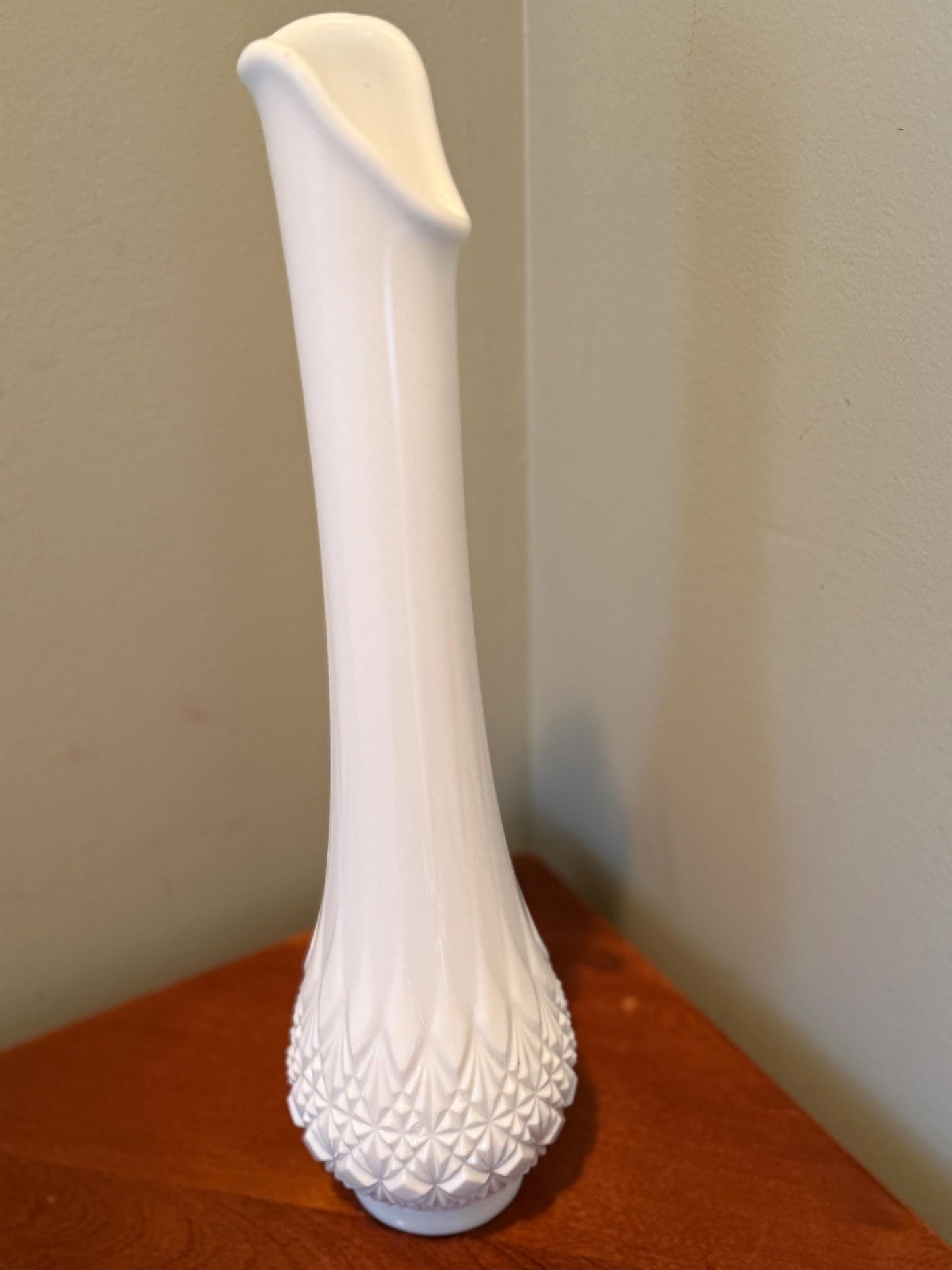 Vintage LE Smith 8 Panel Amber Swung Vase Lover Antiques and Vintage
