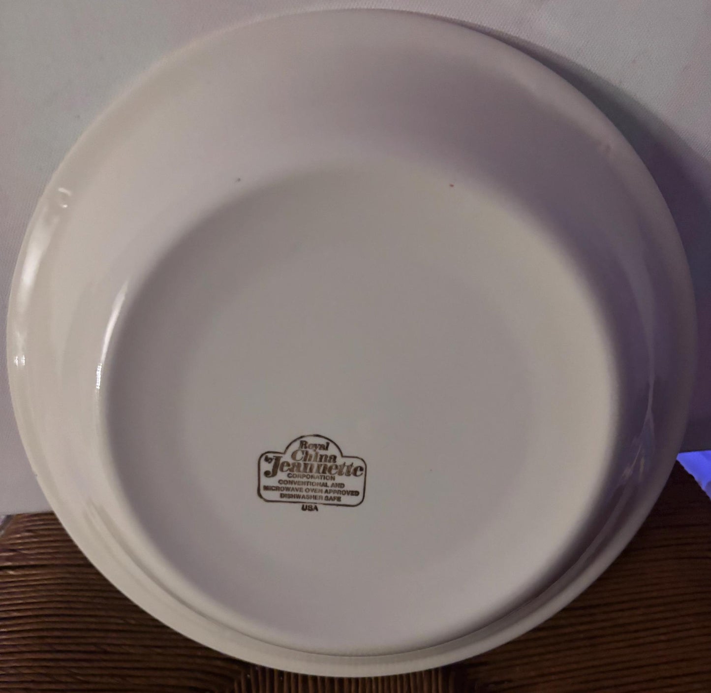 Vintage Jeannette Royal China Quiche Lorraine Pie Plate Lover Antiques and Vintage