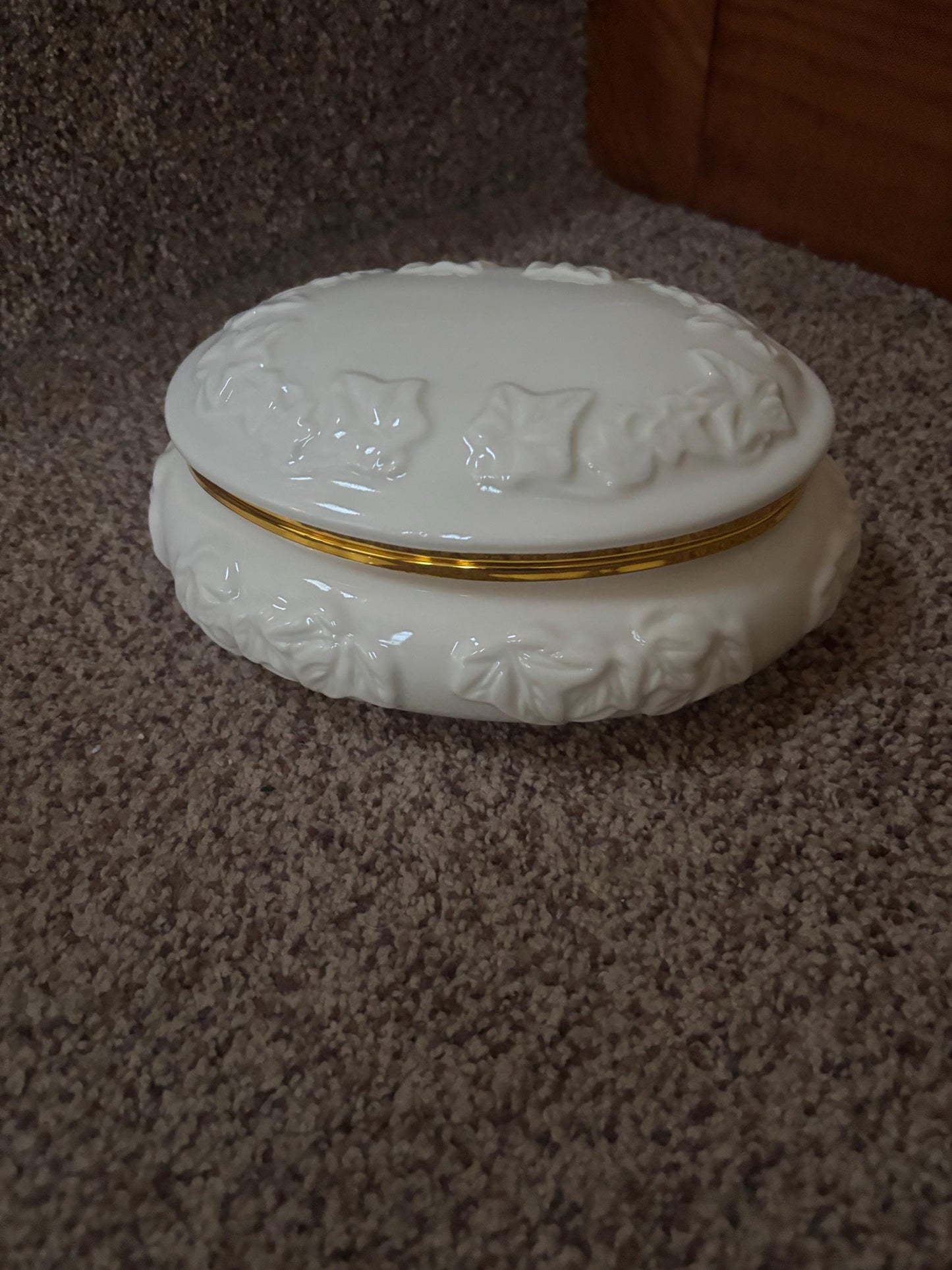 Vintage Lenox Porcelain & Gold Trim Music Box Floral Pattern Lover Antiques and Vintage