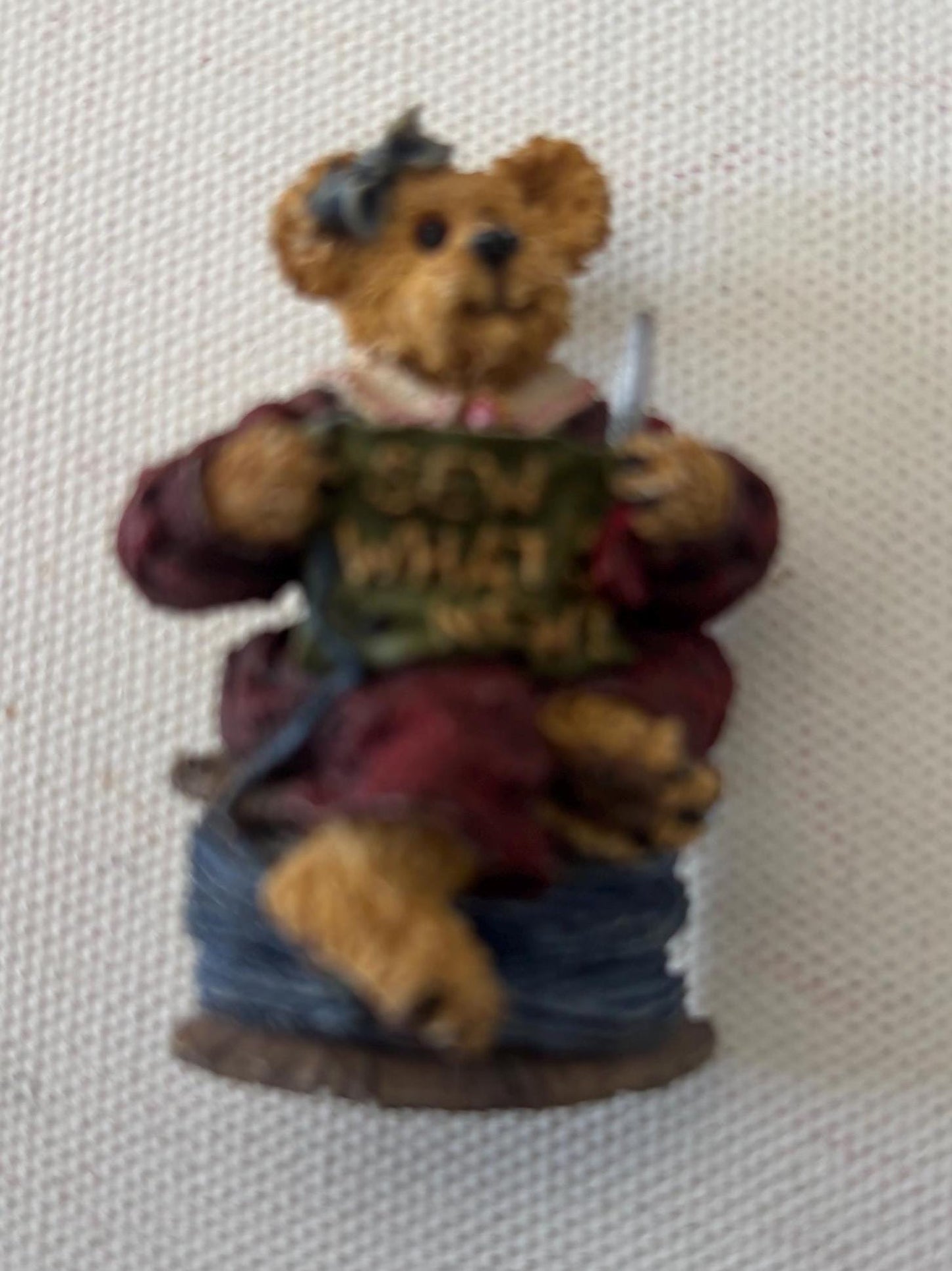 Vintage Boyds Bears Vera Stitch Keeper Pin Sew What's New Lover Antiques and Vintage