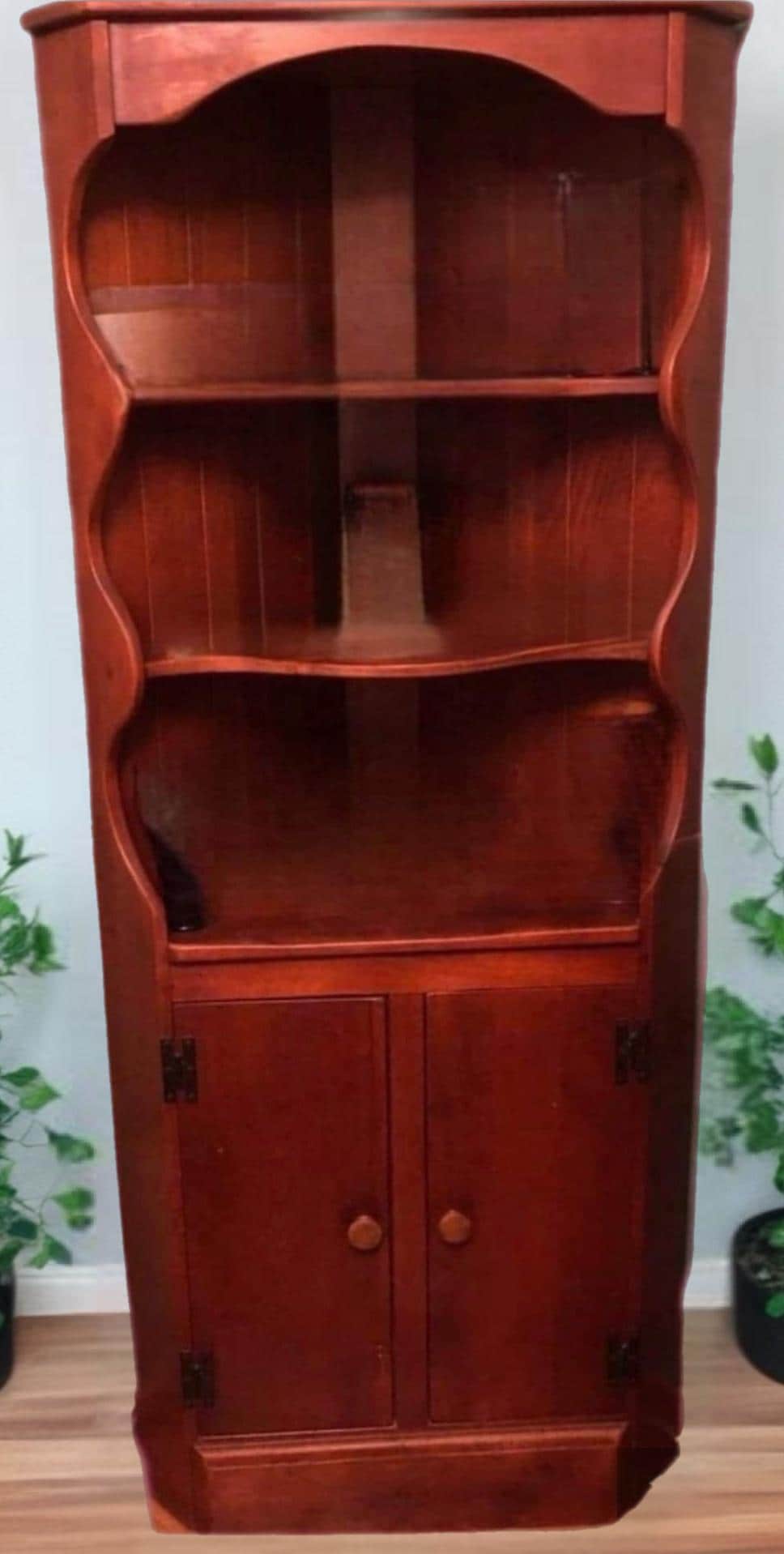 Cushman Colonial Creations Corner Cabinet No. 3-179 made in 1933 beautiful and original