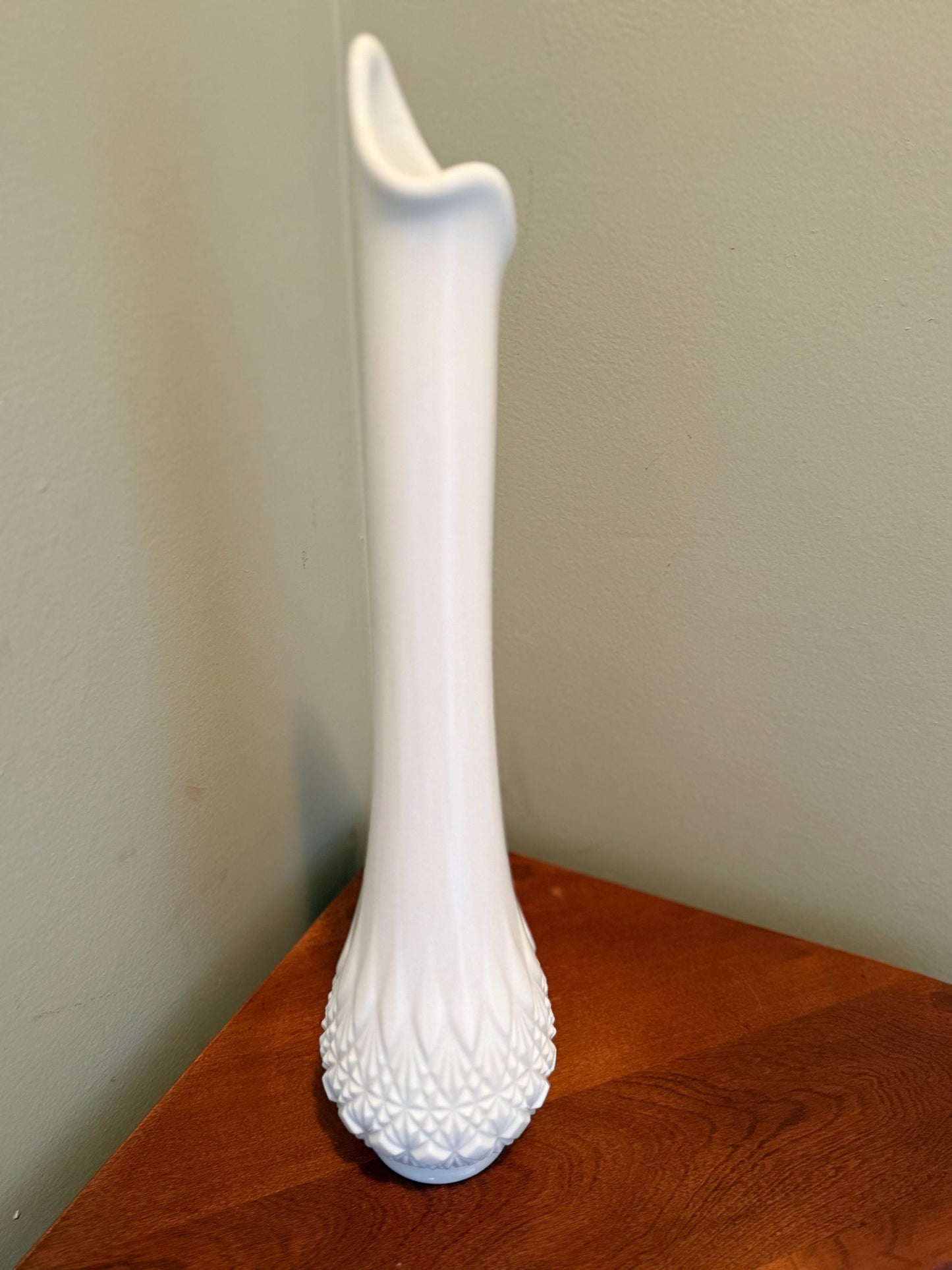 Vintage LE Smith Bittersweet Three Toe Swung Vase Orange Yellow Slag Glass Footed Ruffle Drippy Vase Lover Antiques and Vintage