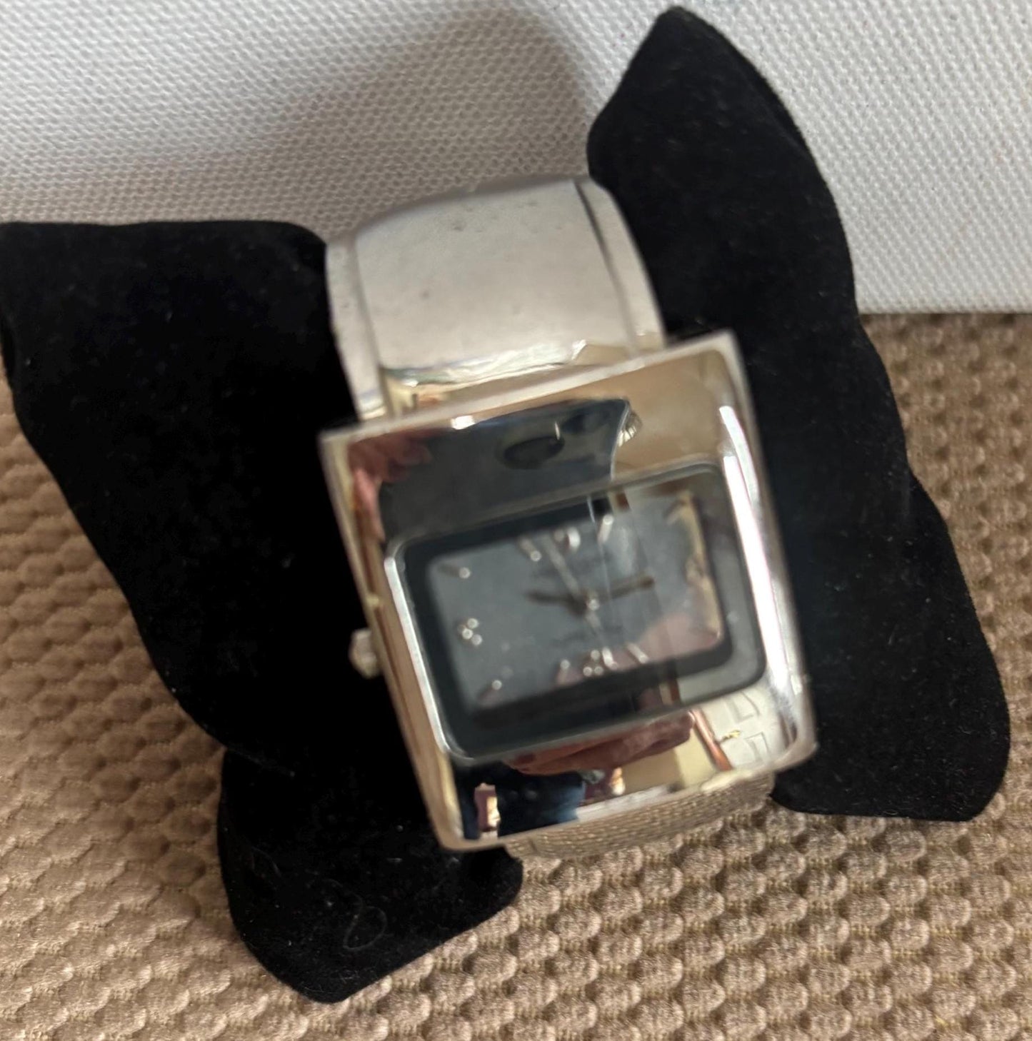 Vintage Geneva Platinum Quartz Watch Lover Antiques and Vintage