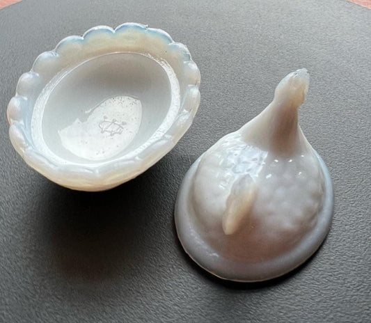 Vintage Westmoreland White Rooster Covered Dish Nesting Glass Bird Covered Candy Dish Hand Pressed Figurines Lover Antiques and Vintage
