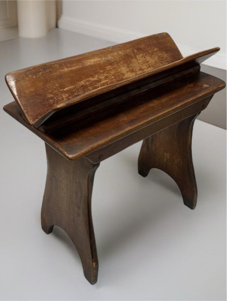 Cushman Colonial Creations V Book Trough No. 3-4 Rare Early Lover Antiques and Vintage