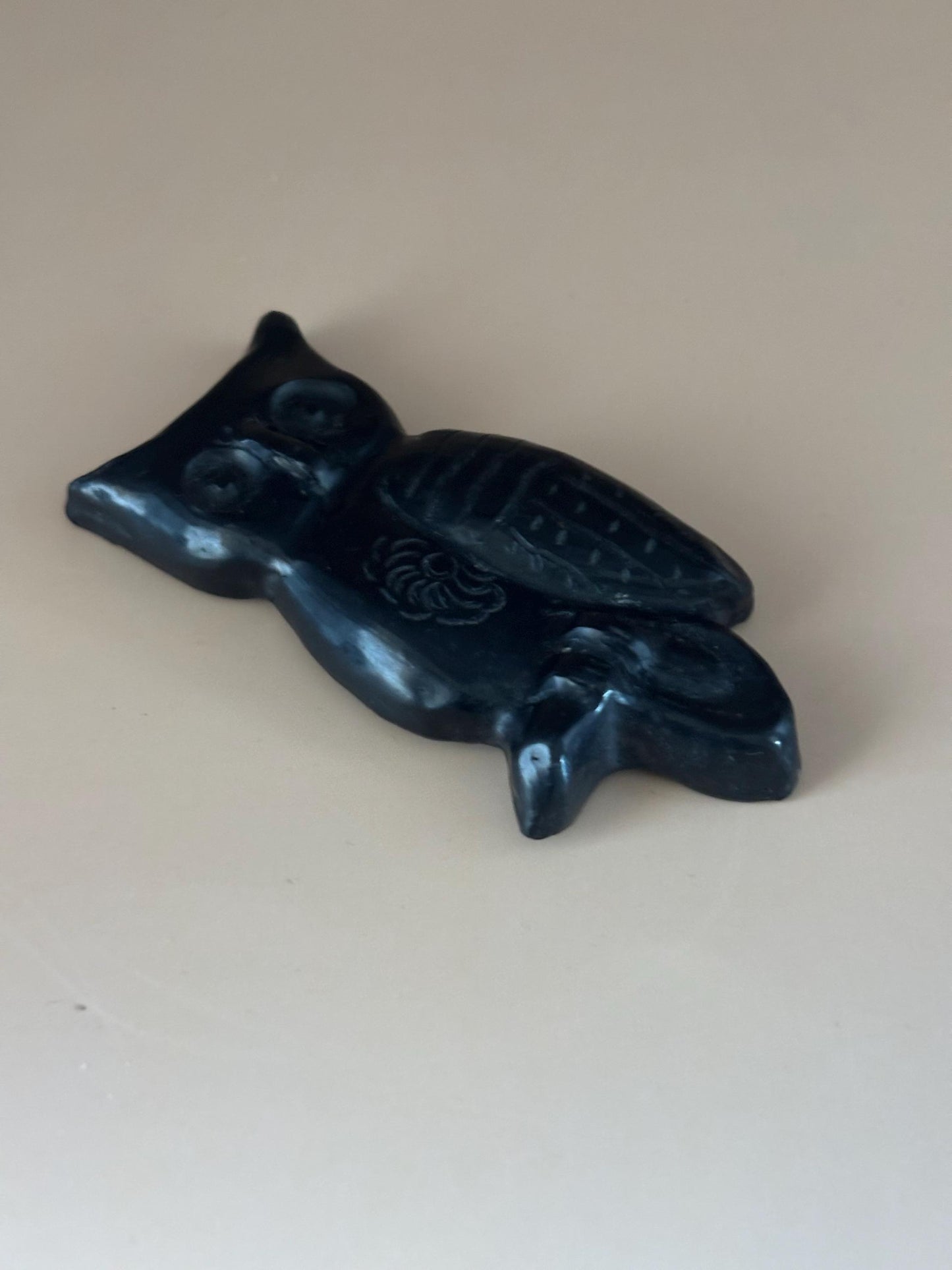Vintage Black Onyx Carved Owl Amulet Jewelry Gift Lover Antiques and Vintage