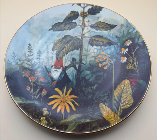 Vintage Collector Plate Gnome de Bloom Summer by Rien Poortvliet #1863 Lover Antiques and Vintage