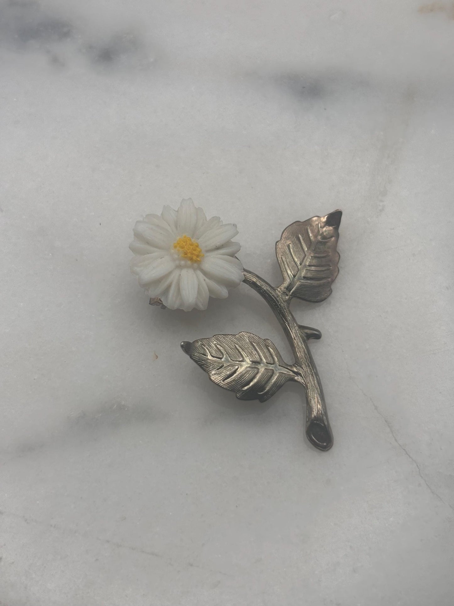 Vintage Virgin Mary Daisy Pin Brooch Lover Antiques and Vintage