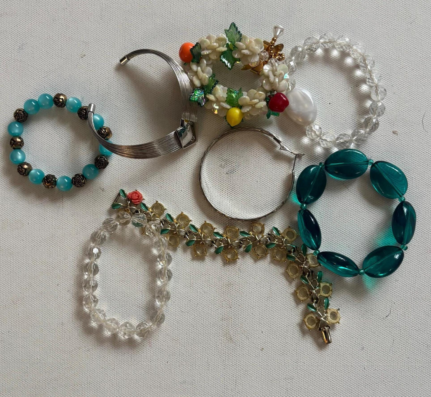 Collection of 8 Vintage Bracelets Bulk Jewelry Lover Antiques and Vintage