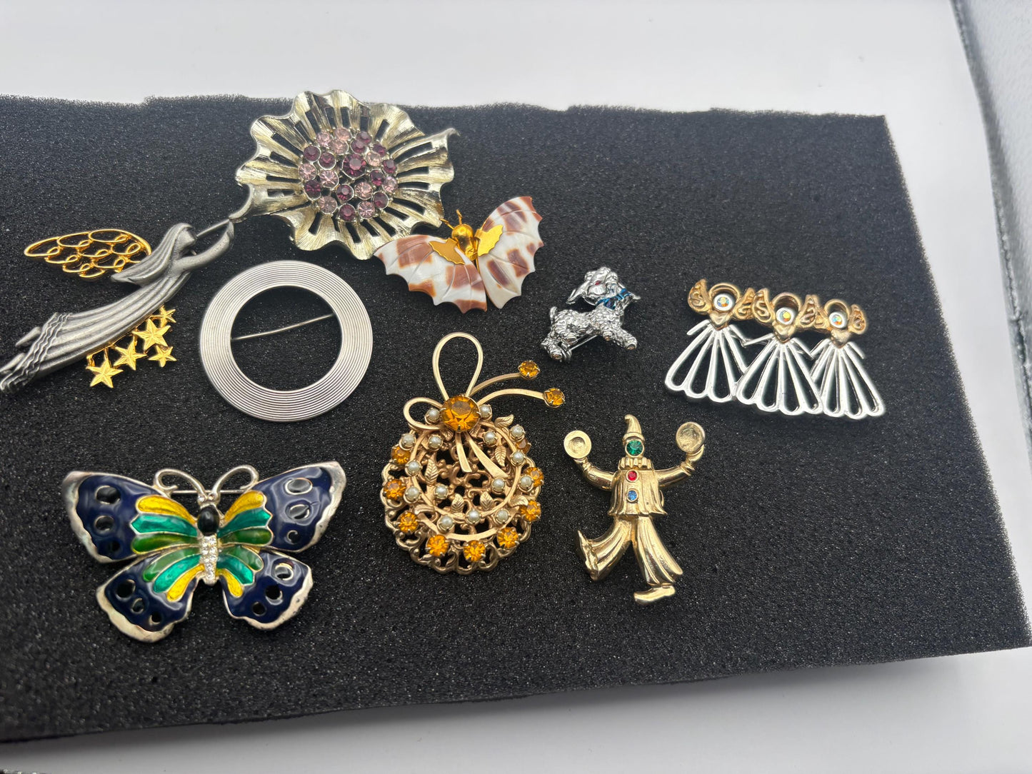 Vintage Pin Collection Variety Jewelry Lot Brooch Lover Antiques and Vintage