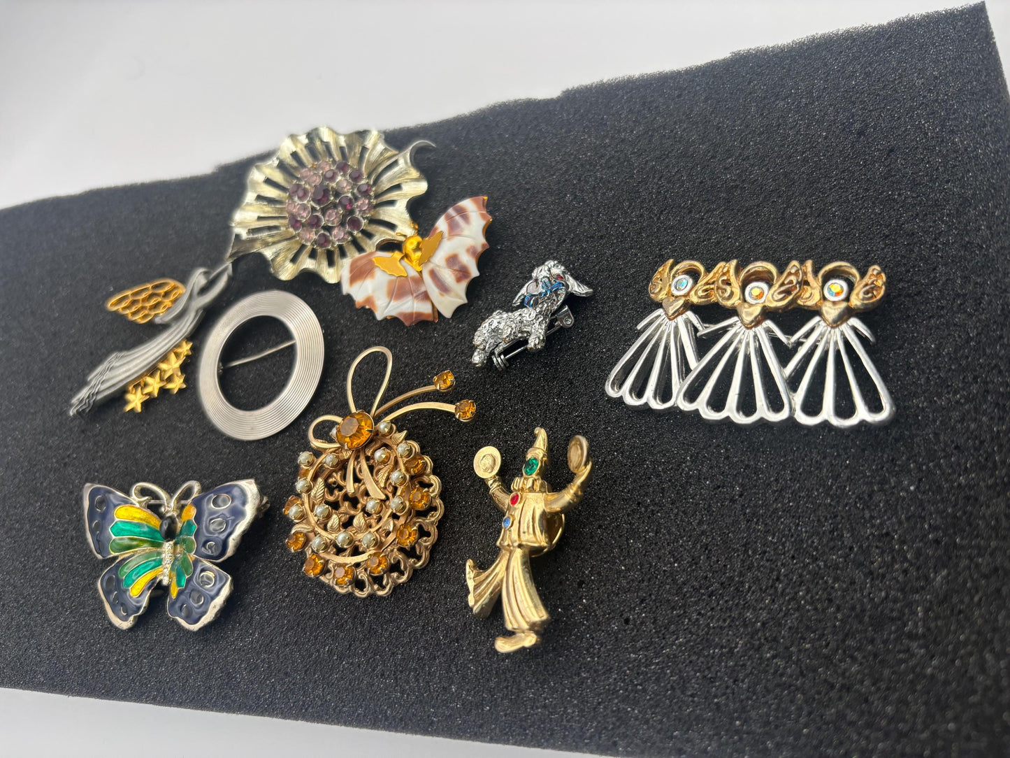 Vintage Pin Collection Variety Jewelry Lot Brooch Lover Antiques and Vintage