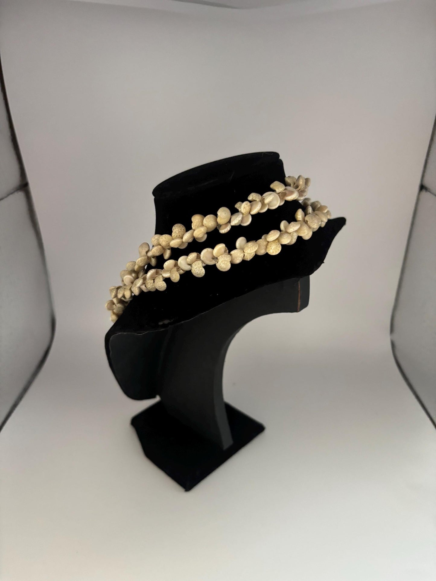 Vintage Hand Carved Bone Beaded Necklace Graduated Beads Lover Antiques and Vintage