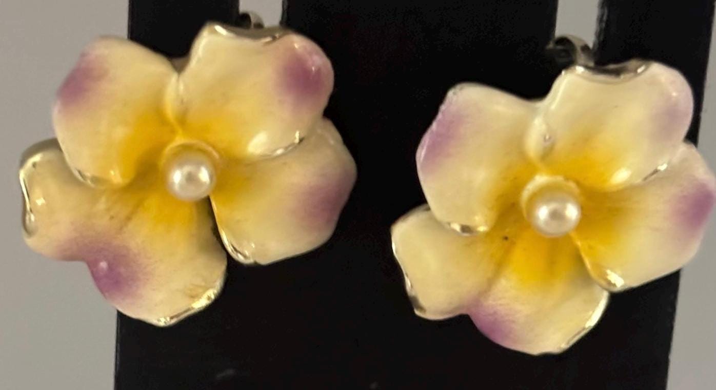 Vintage Pansies Hand Painted Porcelain Flower Earrings Lover Antiques and Vintage