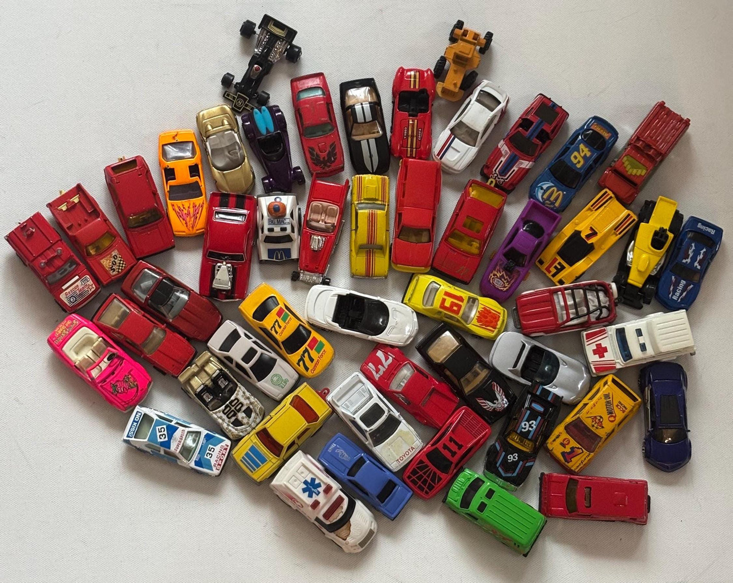 Vintage Car Lot Collection of 50 Hot Wheels Matchbox Toy Cars Lover Antiques and Vintage