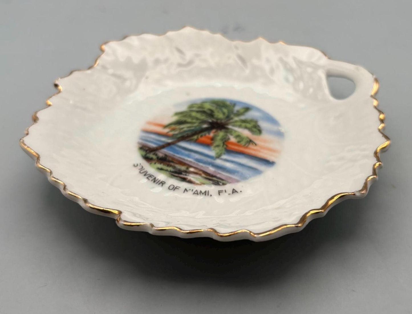 Vintage Souvenir Plate Miami Florida Made by Chikaramachi Hand Painted Made in Japan Lover Antiques and Vintage