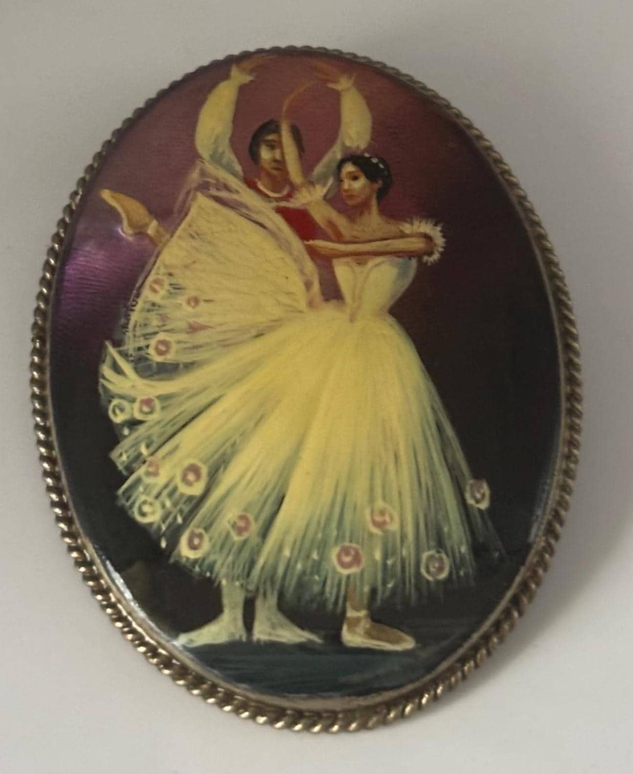 Fedoskino Russian Ballet Dancers Pin Mother of Pearl Lacquer German Silver Brooch RARE! Lover Antiques and Vintage