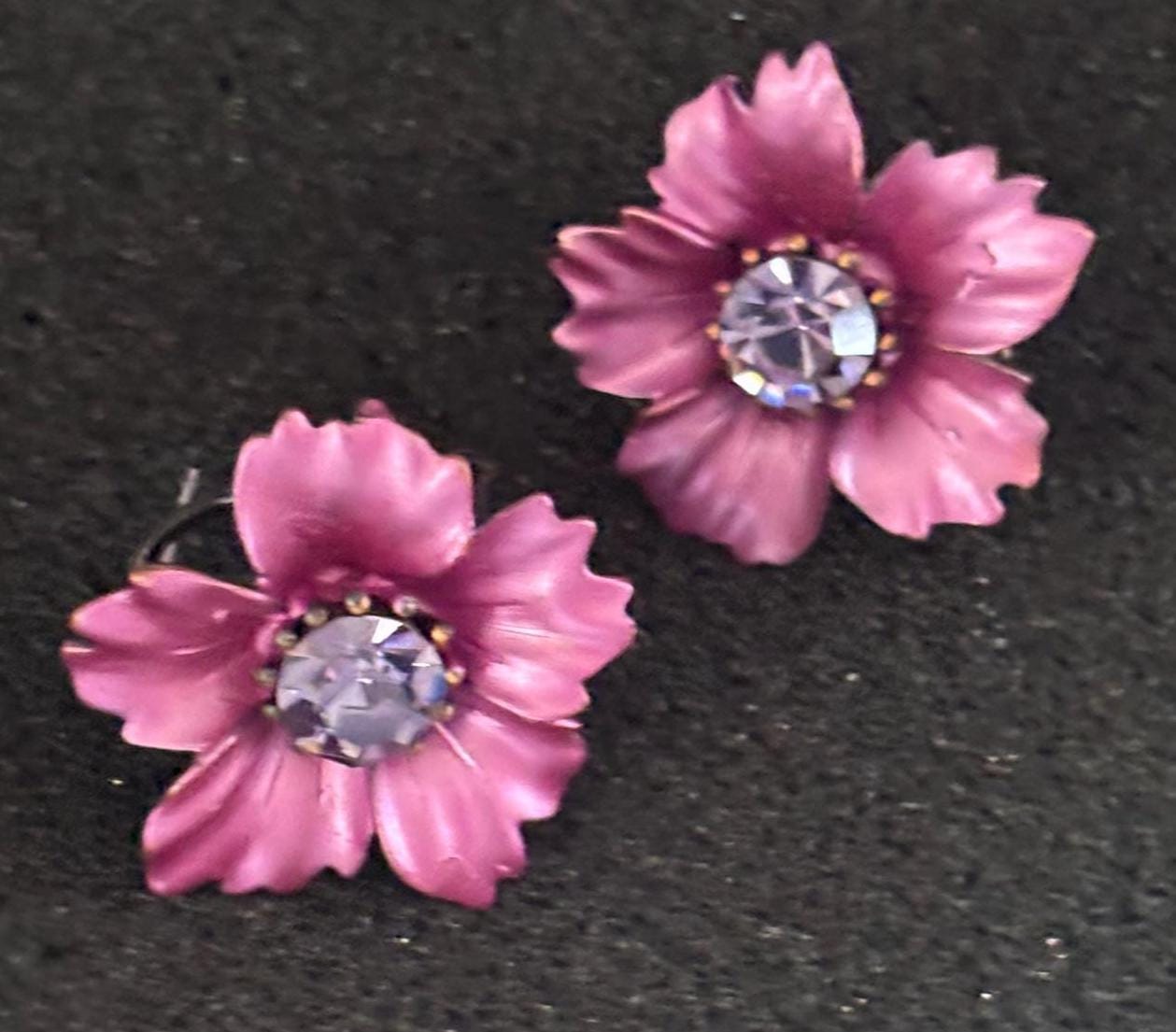 Vintage Pink Flower Starburst Earrings Lover Antiques and Vintage