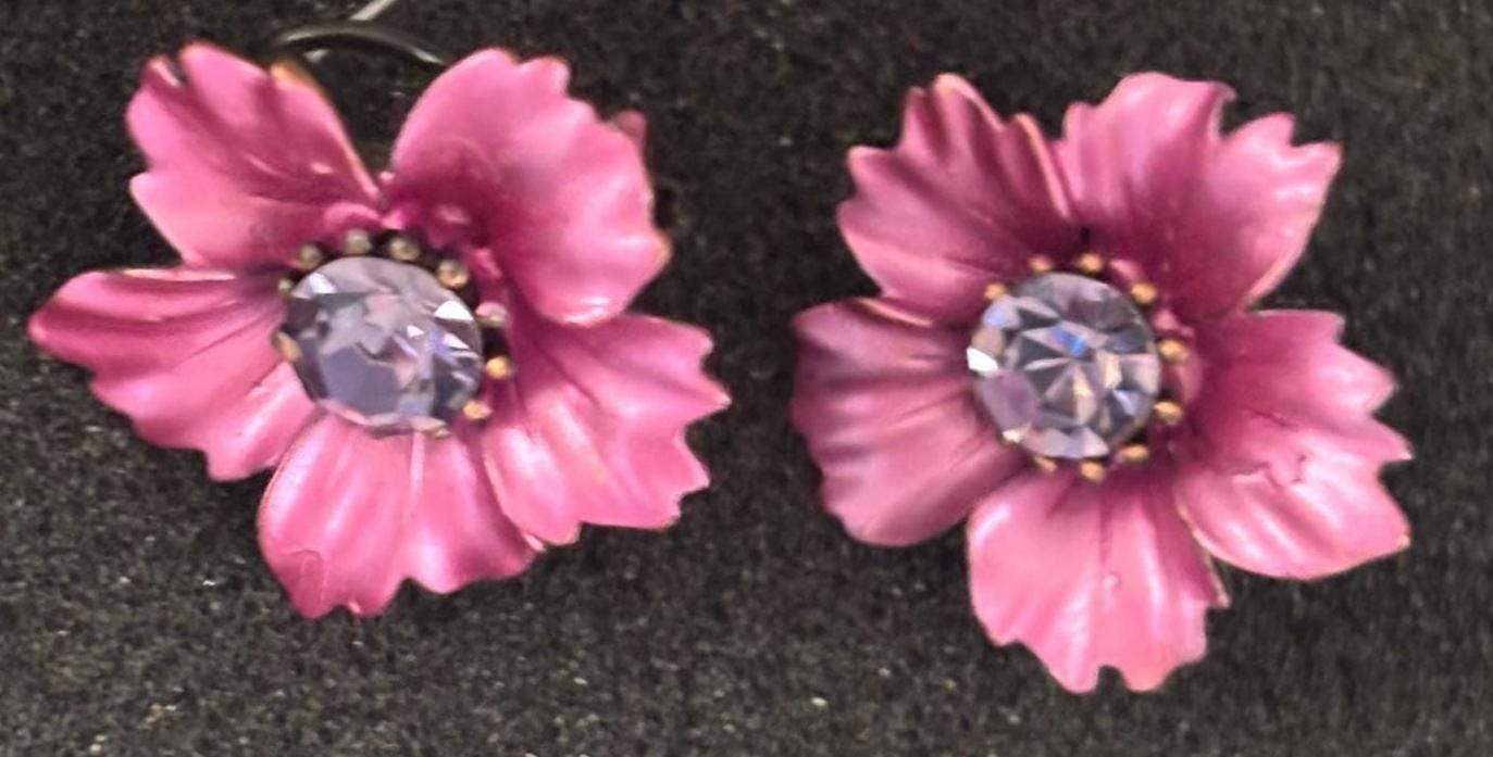 Vintage Pink Flower Starburst Earrings Lover Antiques and Vintage