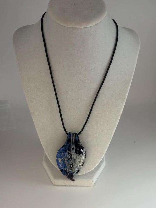 Vintage Murano Glass Pendant Necklace Lover Antiques and Vintage