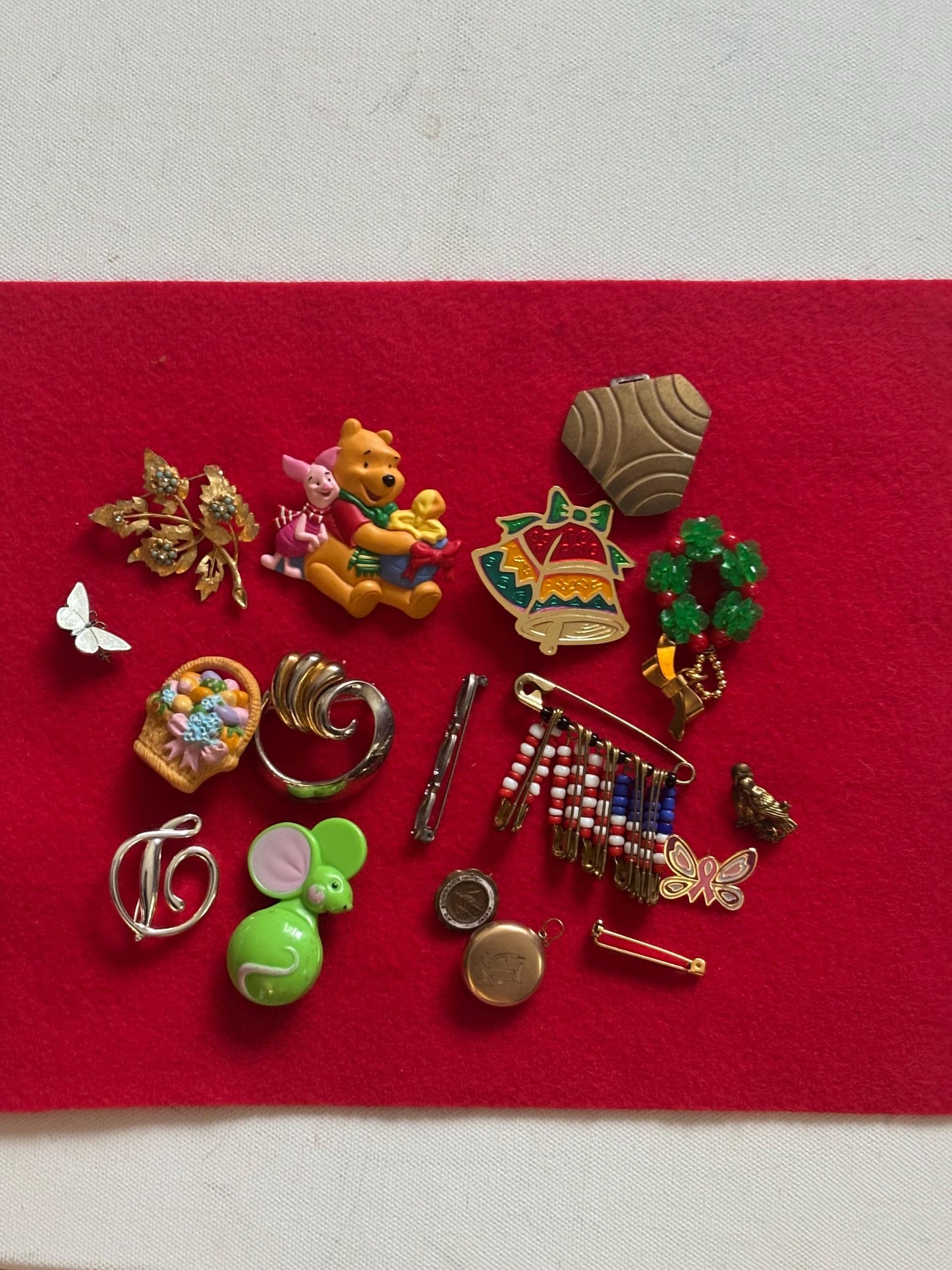 Vintage Pin Collection Variety Jewelry Lot Lover Antiques and Vintage