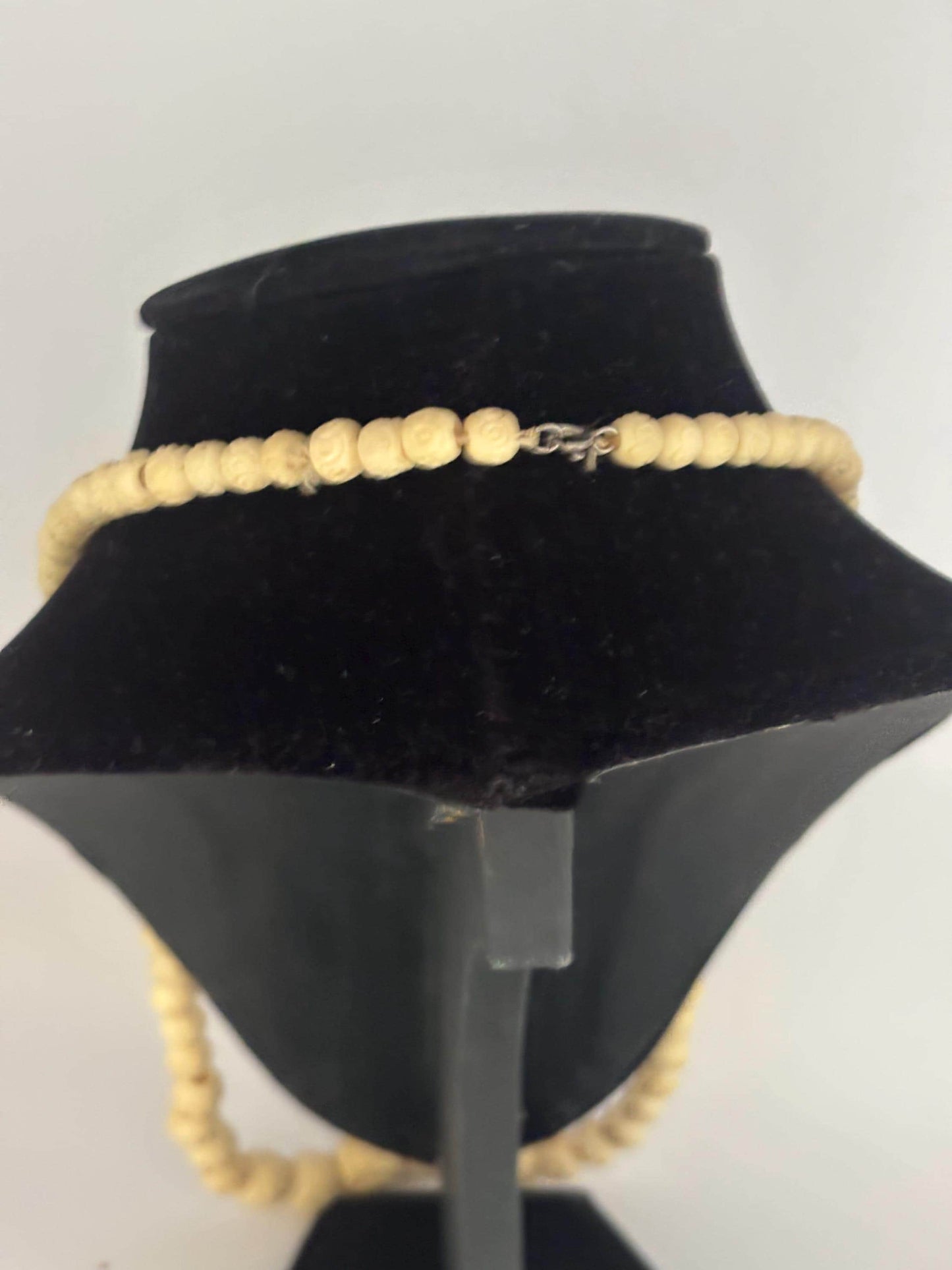 Vintage Hand Carved Bone Beaded Necklace Graduated Beads Lover Antiques and Vintage