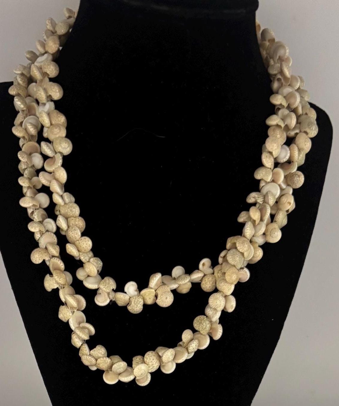 Vintage Hand Carved Bone Beaded Necklace Graduated Beads Lover Antiques and Vintage