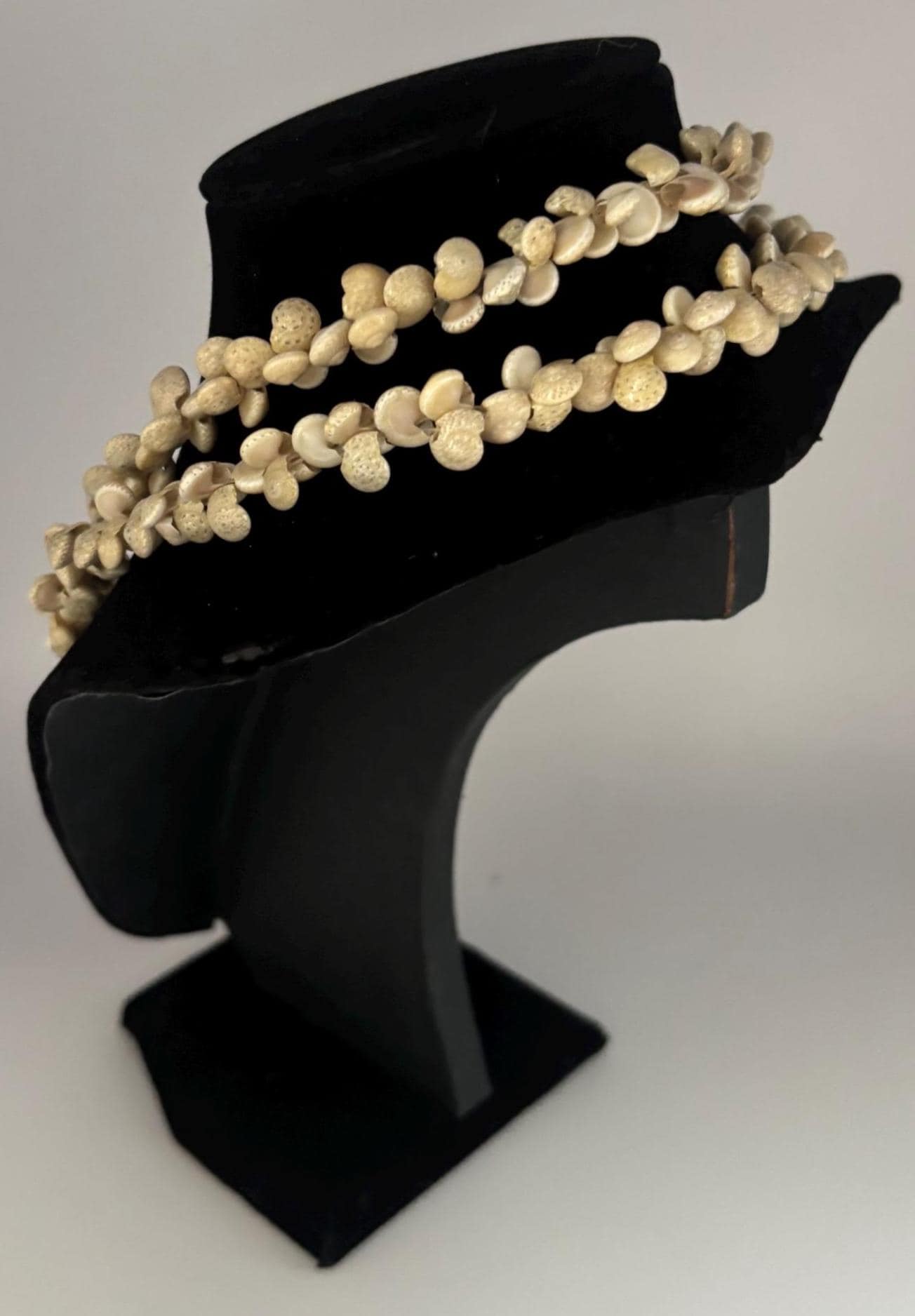 Vintage Hand Carved Bone Beaded Necklace Graduated Beads Lover Antiques and Vintage