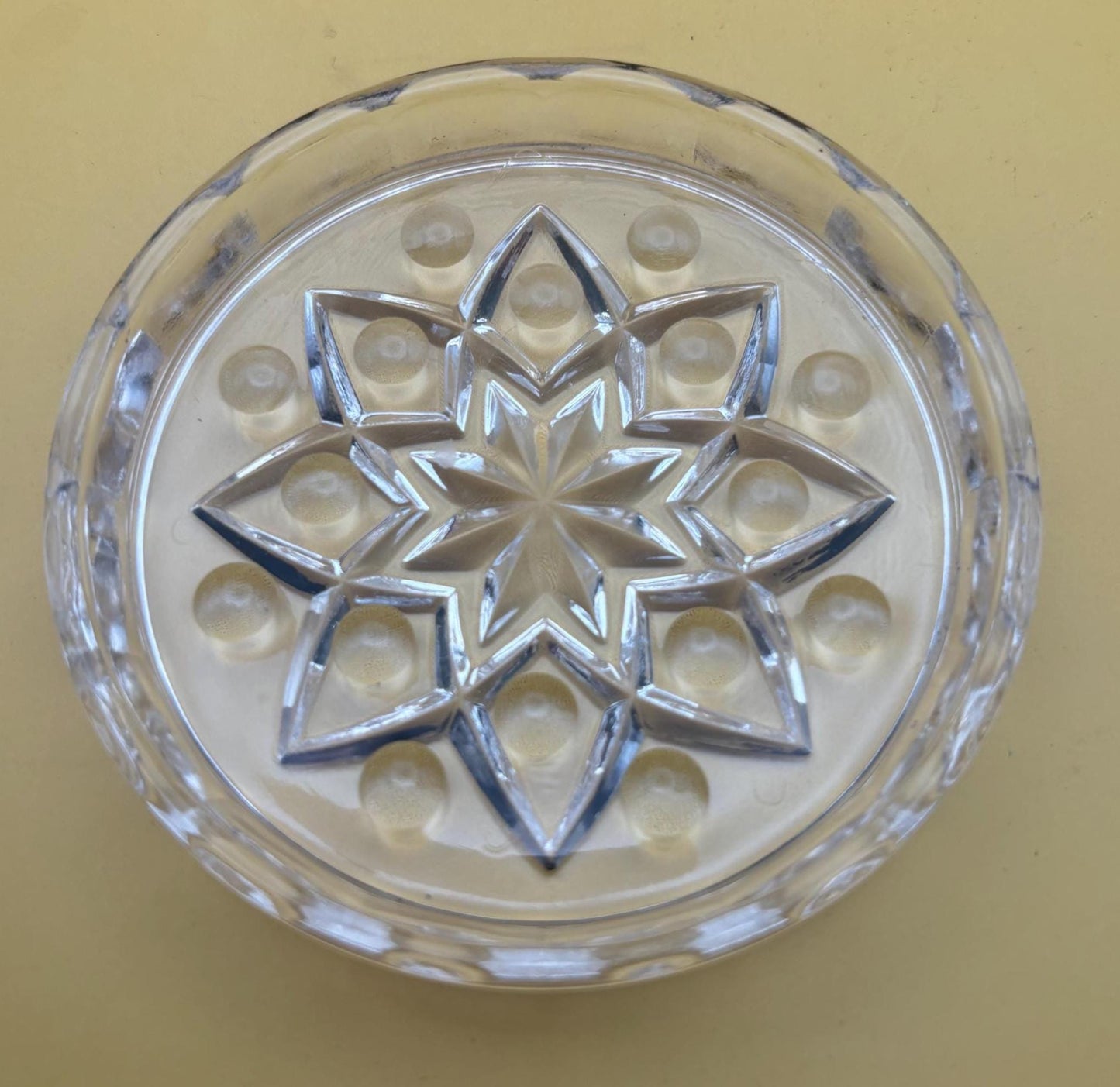 Baccarat Crystal Wine Bottle Coasters with Starburst Design Glass Coasters Set of 4 Lover Antiques and Vintage