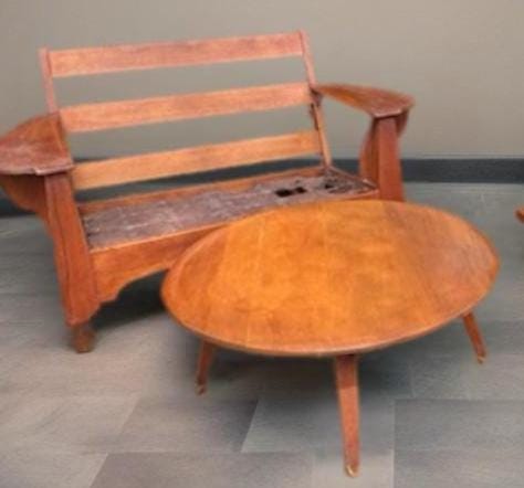 Cushman Colonial Creations Shaftsbury Love Seat No. 0832 Cushman Sofa Paddle Arm No Cushions Lover Antiques and Vintage